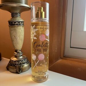 Bath & Body Works Confetti Cake Pop mist spray